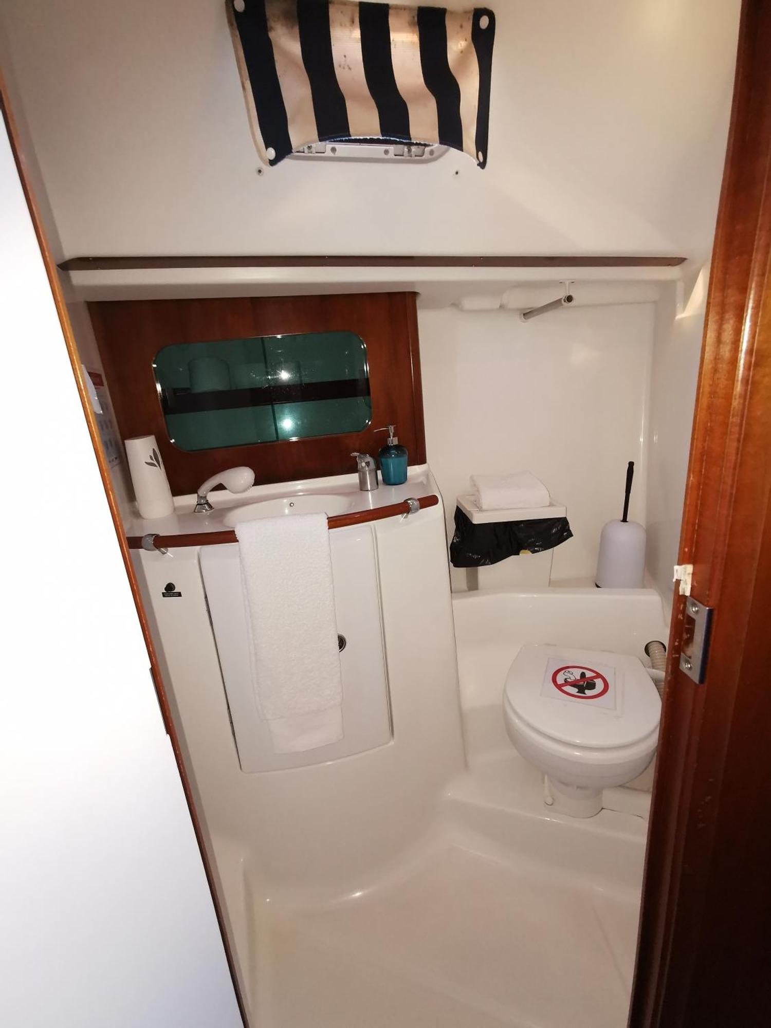 Douro Captain Вила-Нова-ди-Гая Номер фото